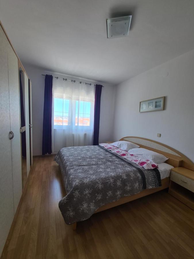 Apartmani Emily Póla Kültér fotó