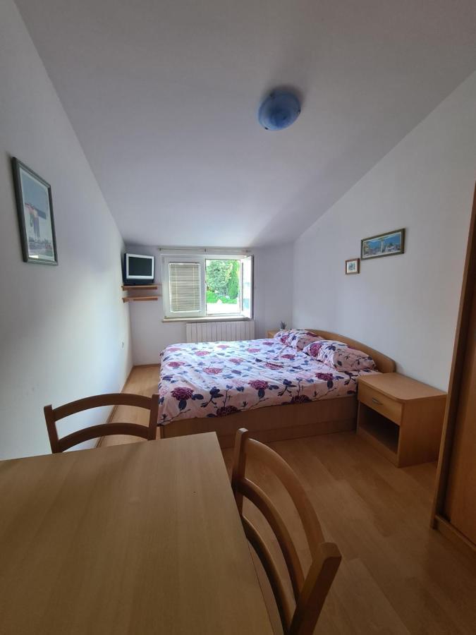 Apartmani Emily Póla Kültér fotó